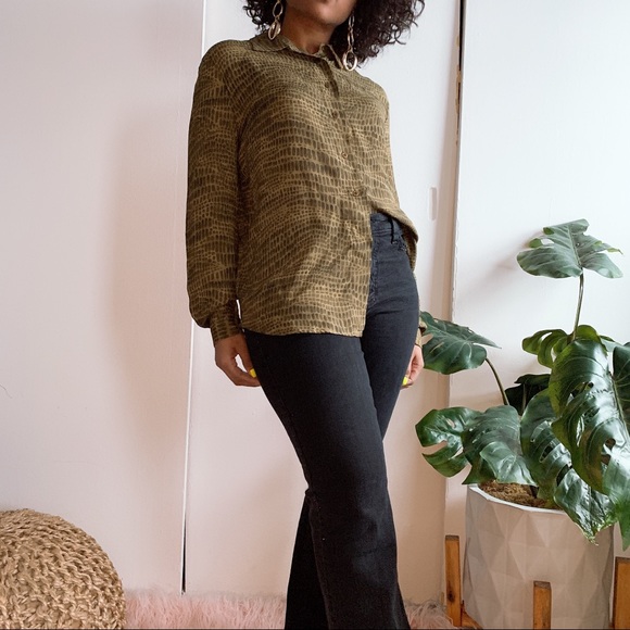 Vintage green printed button-up blouse - Picture 3 of 5